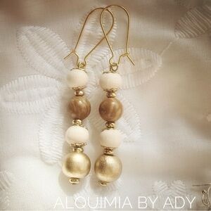 Alquimia Gold and Cream Earrings